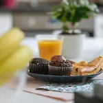 Apartman Spacious & Quiet - Center - 2br *