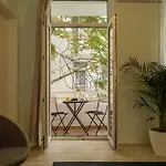 Apartman Spacious & Quiet - Center - 2br *