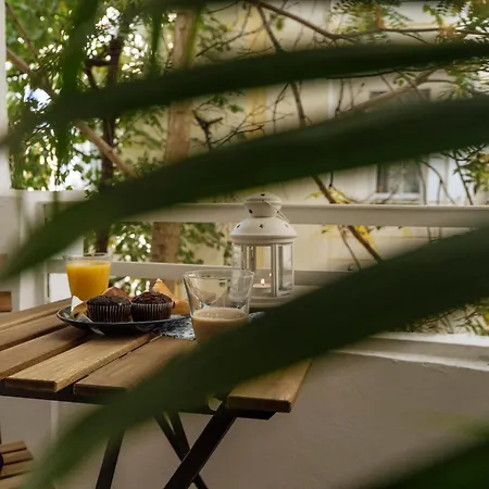 Spacious & Quiet - Center - 2br *