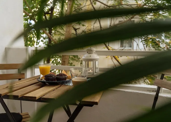 Spacious & Quiet - Center - 2br *