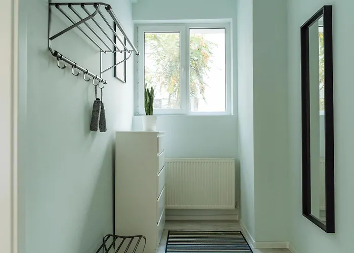 Spacious & Quiet - Center - 2br Apartman *