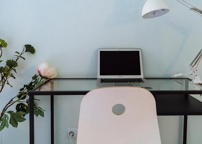 Spacious & Quiet - Center - 2br Апартаменти Бухарест