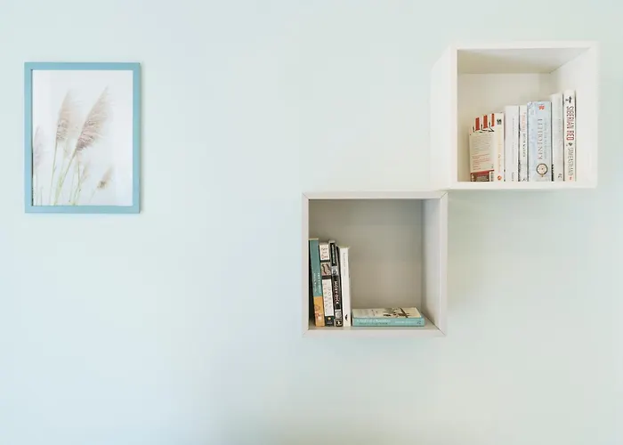 Spacious & Quiet - Center - 2br