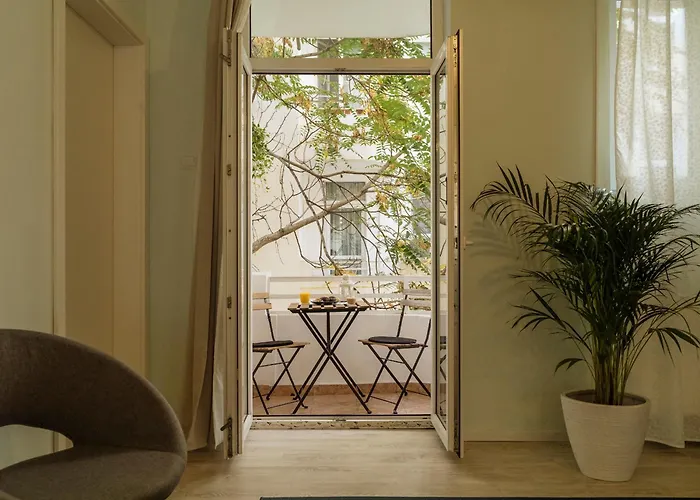 Апартаменты Spacious & Quiet - Center - 2br *