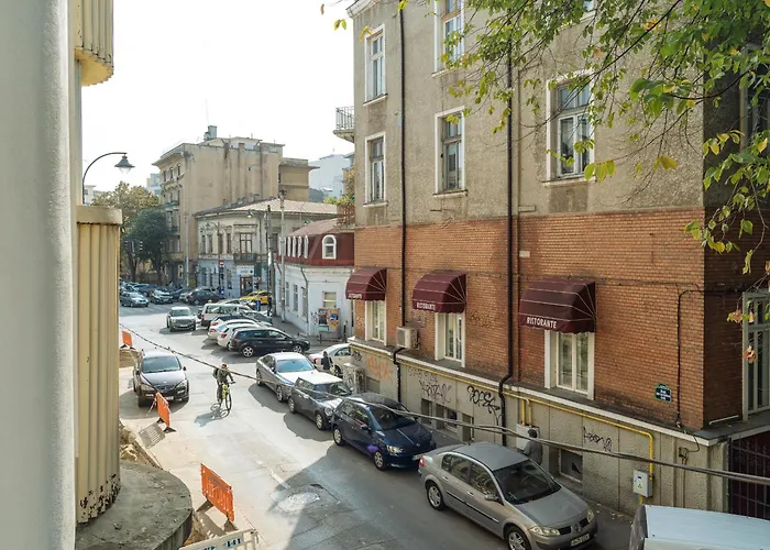 Spacious & Quiet - Center - 2br Apartman Bukarest