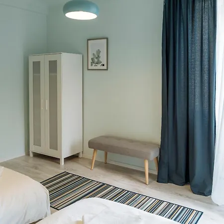 Daire Spacious & Quiet - Center - 2br *