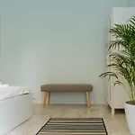 Spacious & Quiet - Center - 2br